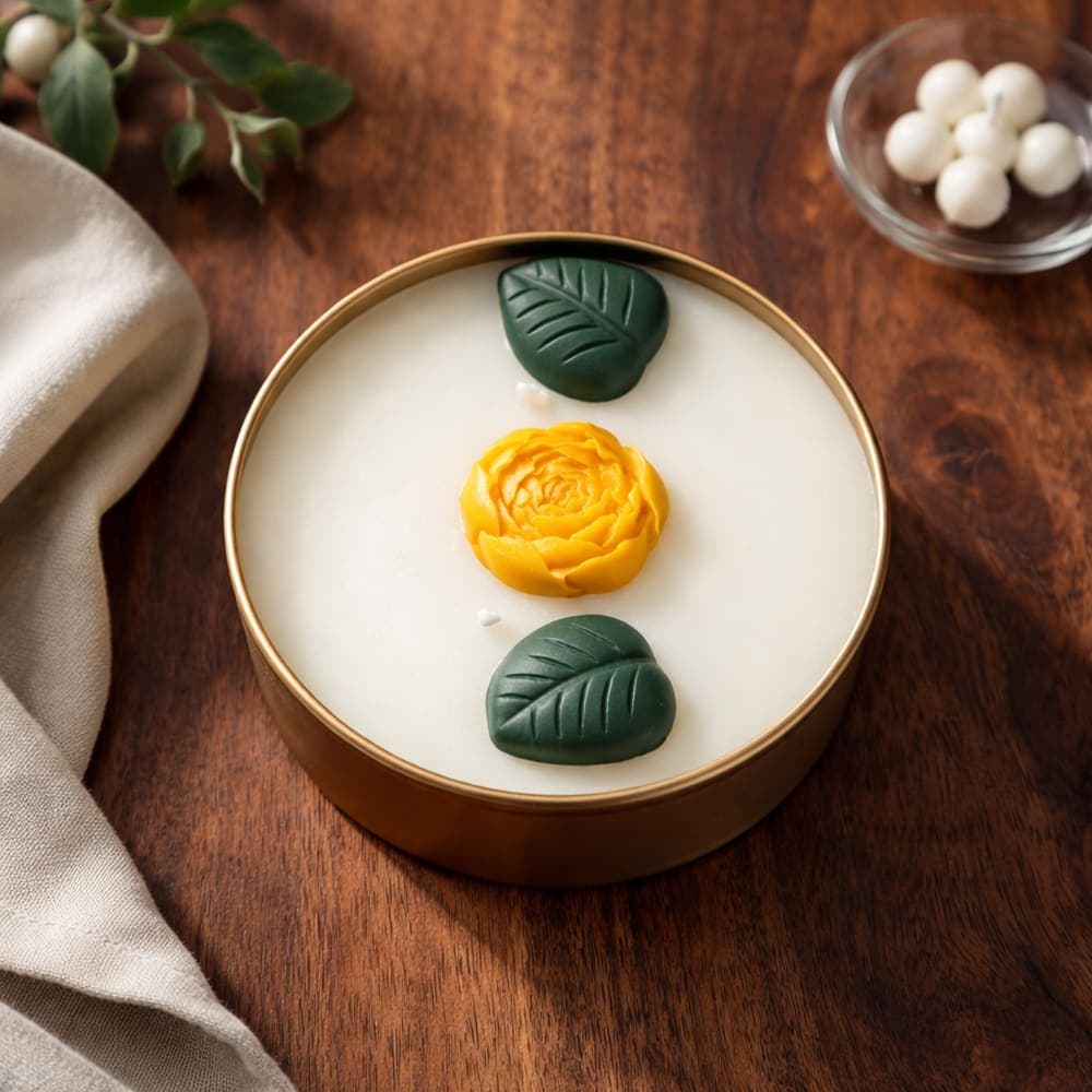 Rose & Leaf Gold Tin